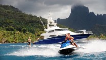 ULTIMATE LADY Jetski